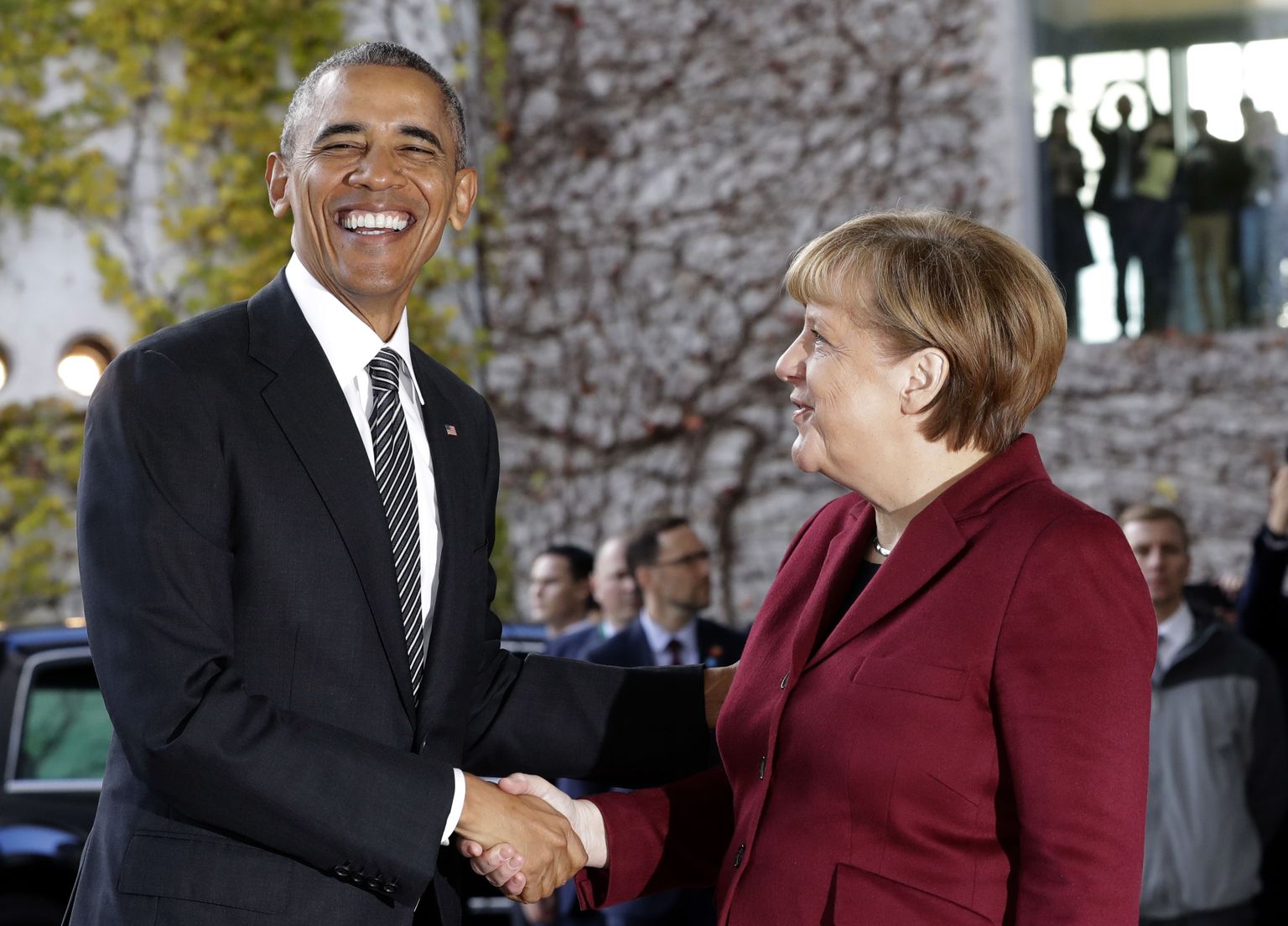 Nii mõnegi vaatleja sõnul näeb lahkuv USA president Barack Obama Saksa liidukantsleris Angela Merkelis inimest, kes kannab edasi talle olulisi väärtusi.