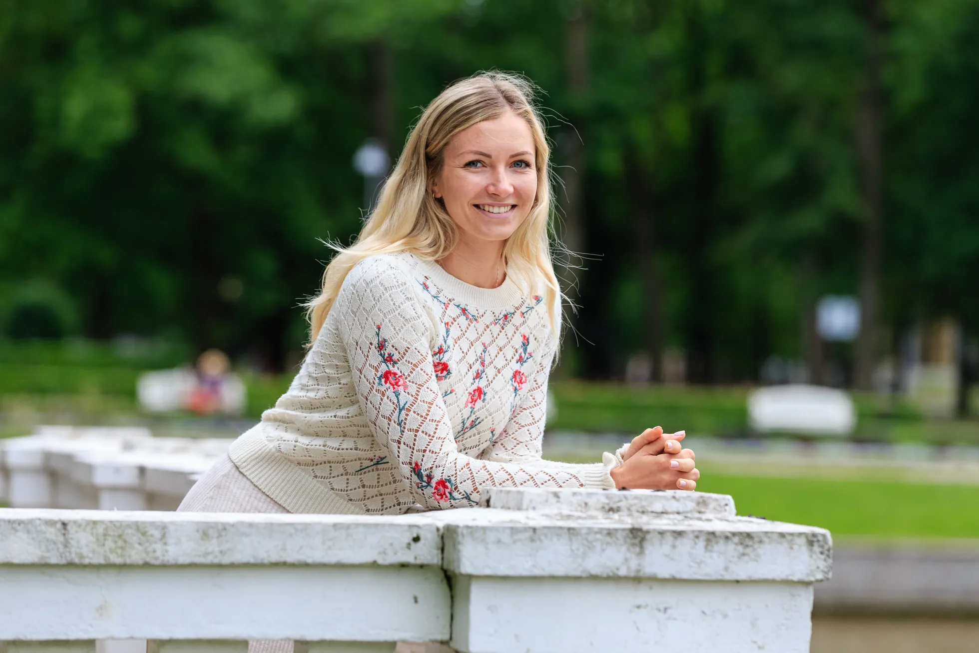 Regina Oja veetis gümnaasiumiaja Rootsis.