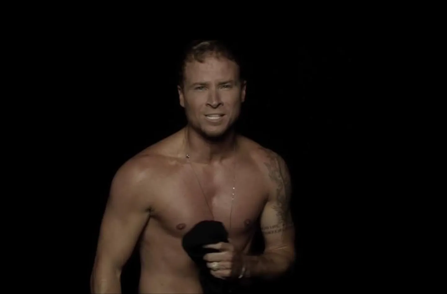 Backstreet Boysi uues muusikavideos saab näha meheilu