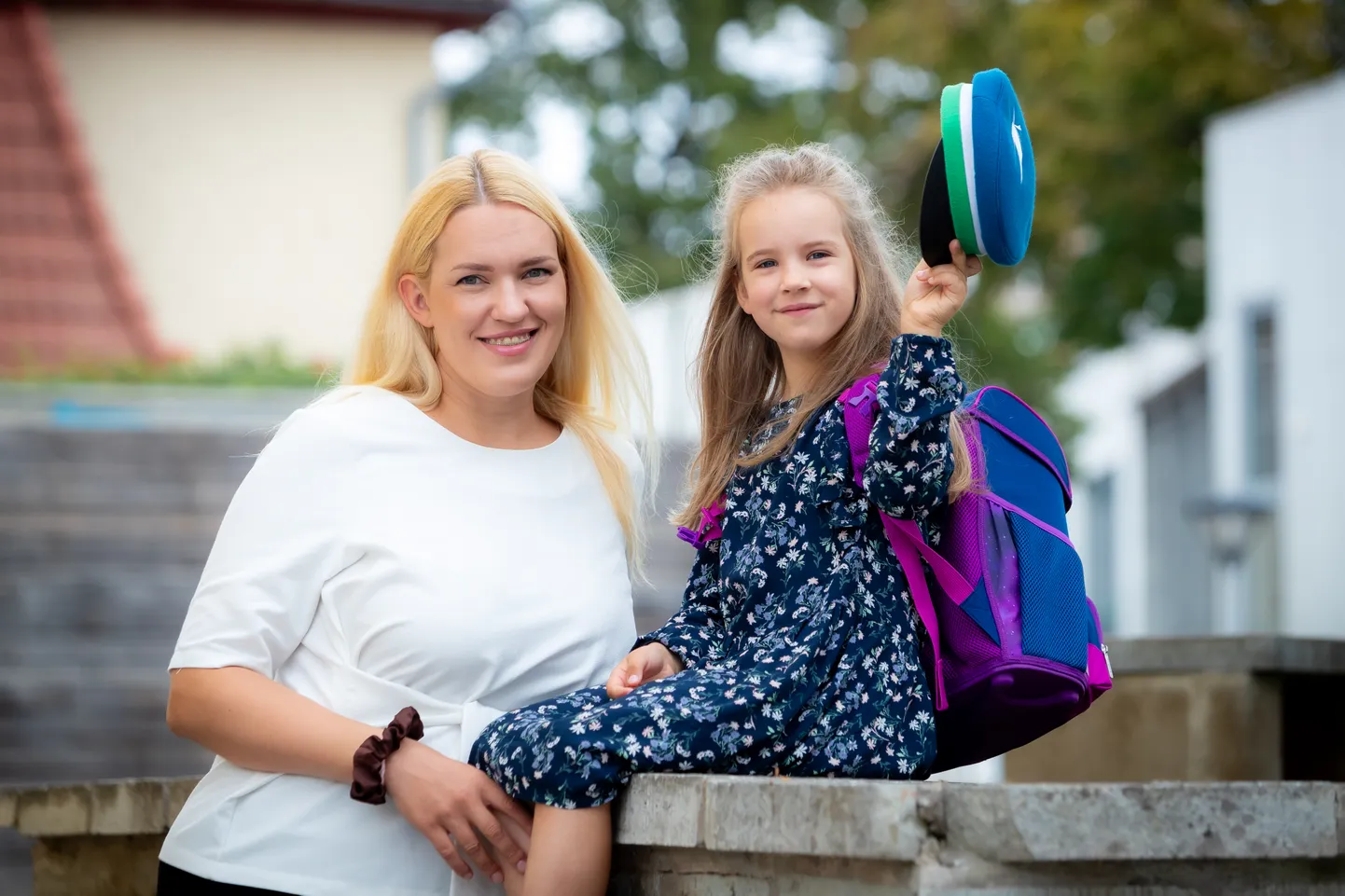 TERVISEKONTROLL HINDELE VIIS! Augusti keskpaigaks on ema Liana Kipper oma peagi 1. klassi mineva tütre Adeele Pisukoviga käinud tervisekontrollis nii hamba- kui ka perearsti juures.