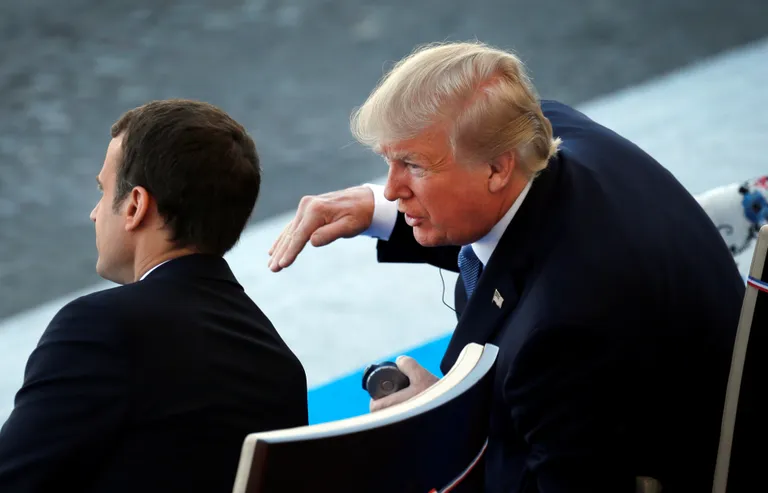Emmanuel Macron ja Donald Trump Pariisis toimunud paraadil.