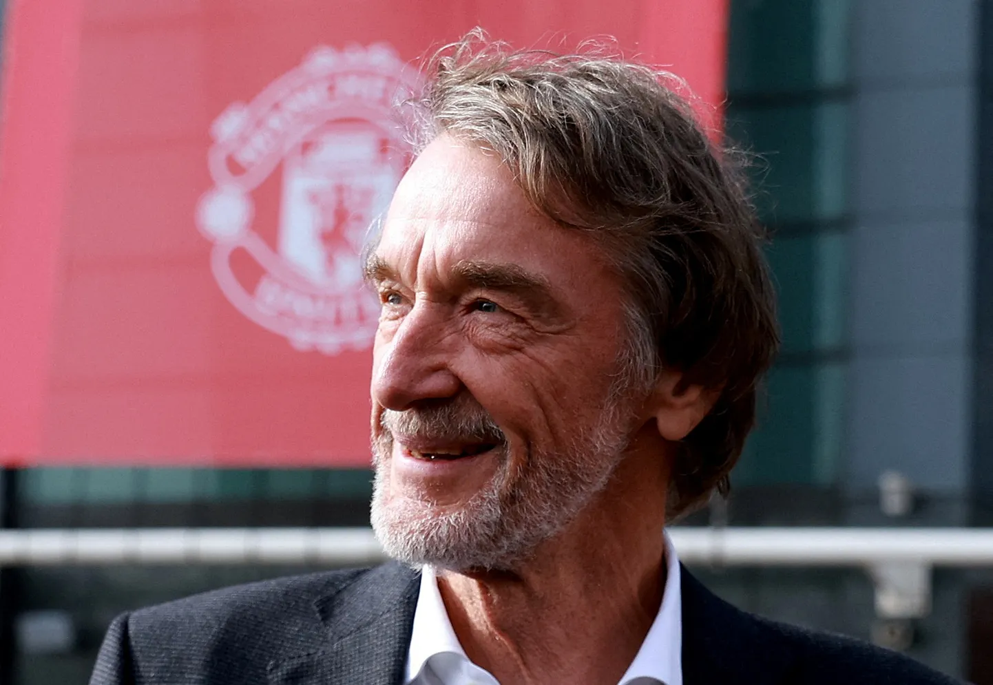 Ineose juht Jim Ratcliffe Manchester Unitedi kodustaadionil Old Traffordil.