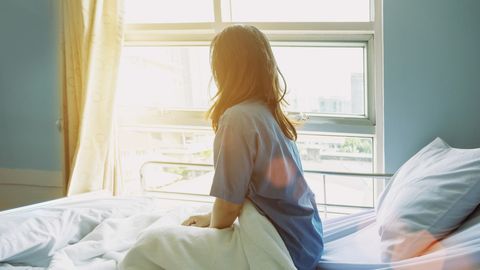 Maratoniks treeniv ja tervislikult toituv ema sai soolevähi diagnoosi: «Mulle öeldi, et need on perimenopausi sümptomid»