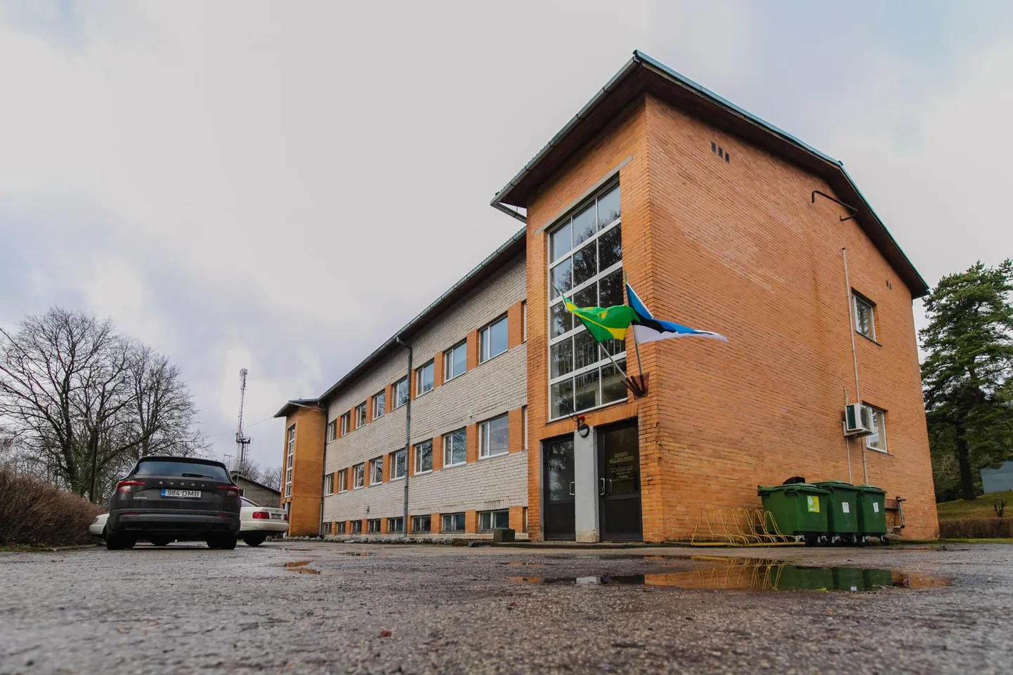 Saarde vallavalitsus.