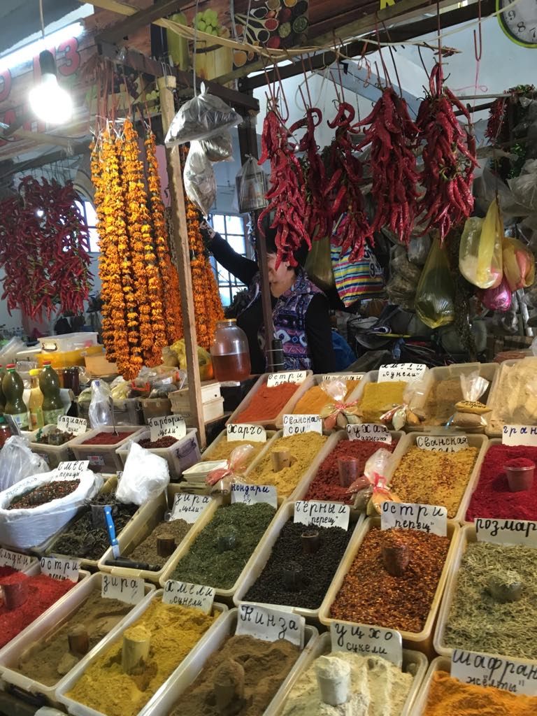 Специи на рынке в Батуми