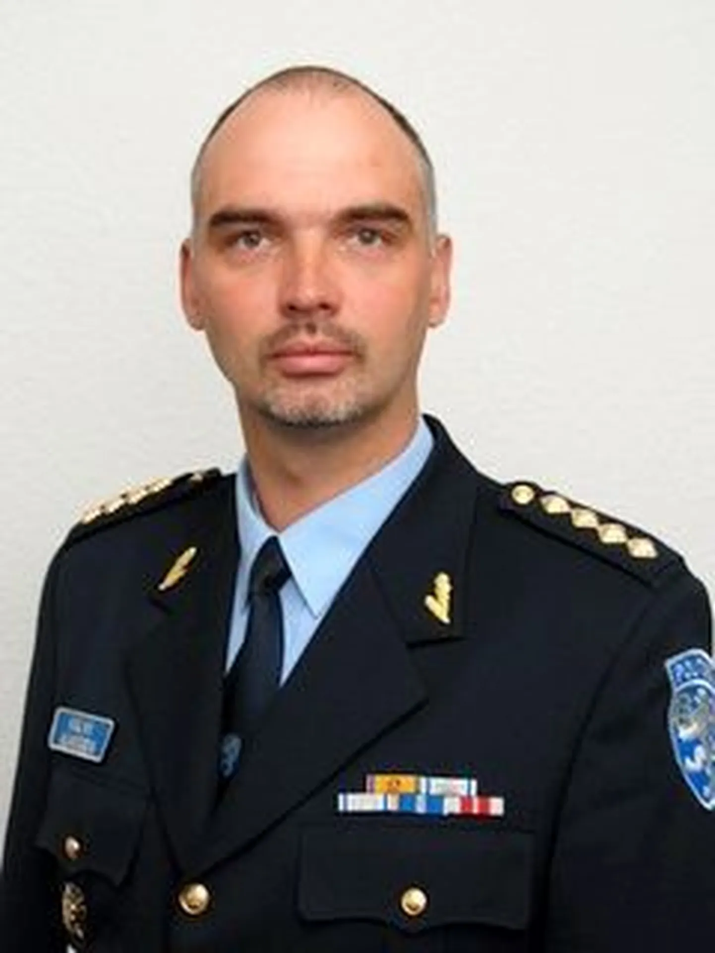 Kalvi Almosen.
