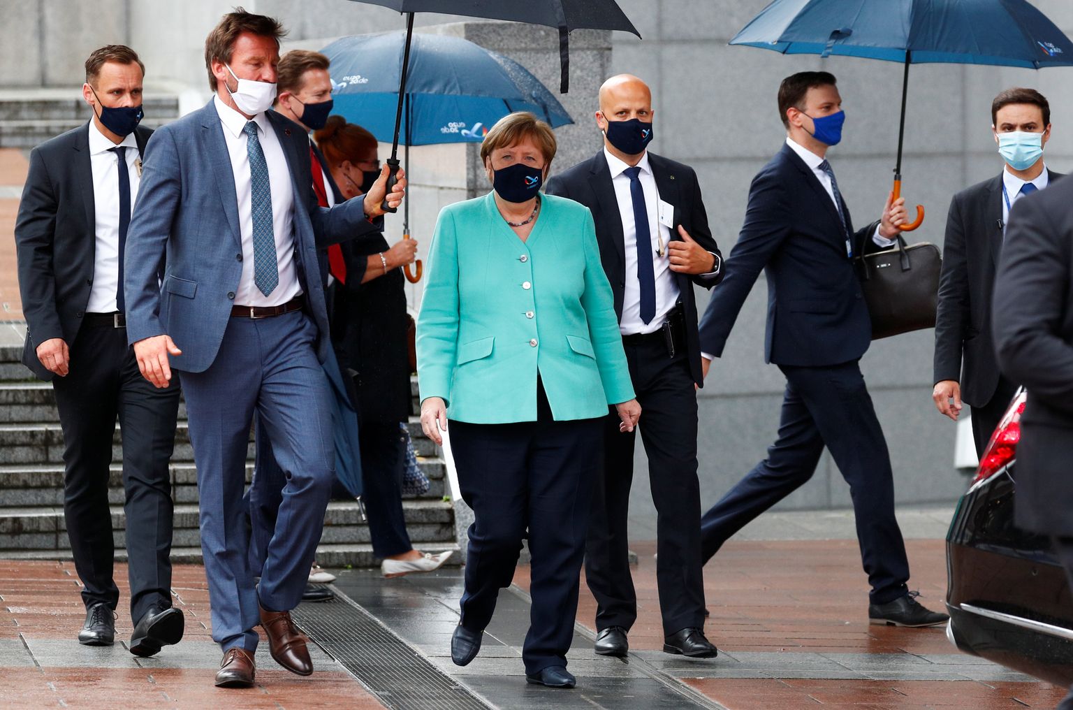 Angela Merkel täna  Brüsselis pärast europarlamendi ees esinemist,