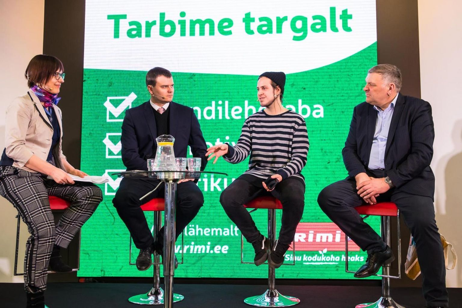 Vestluses osalesid Marko Pomerants, Madis Kallas ning Mick Pedaja. Modereeris „Teeme ära“ liikumise ja Killerkoti kampaania eestvedaja Anneli Ohvril.