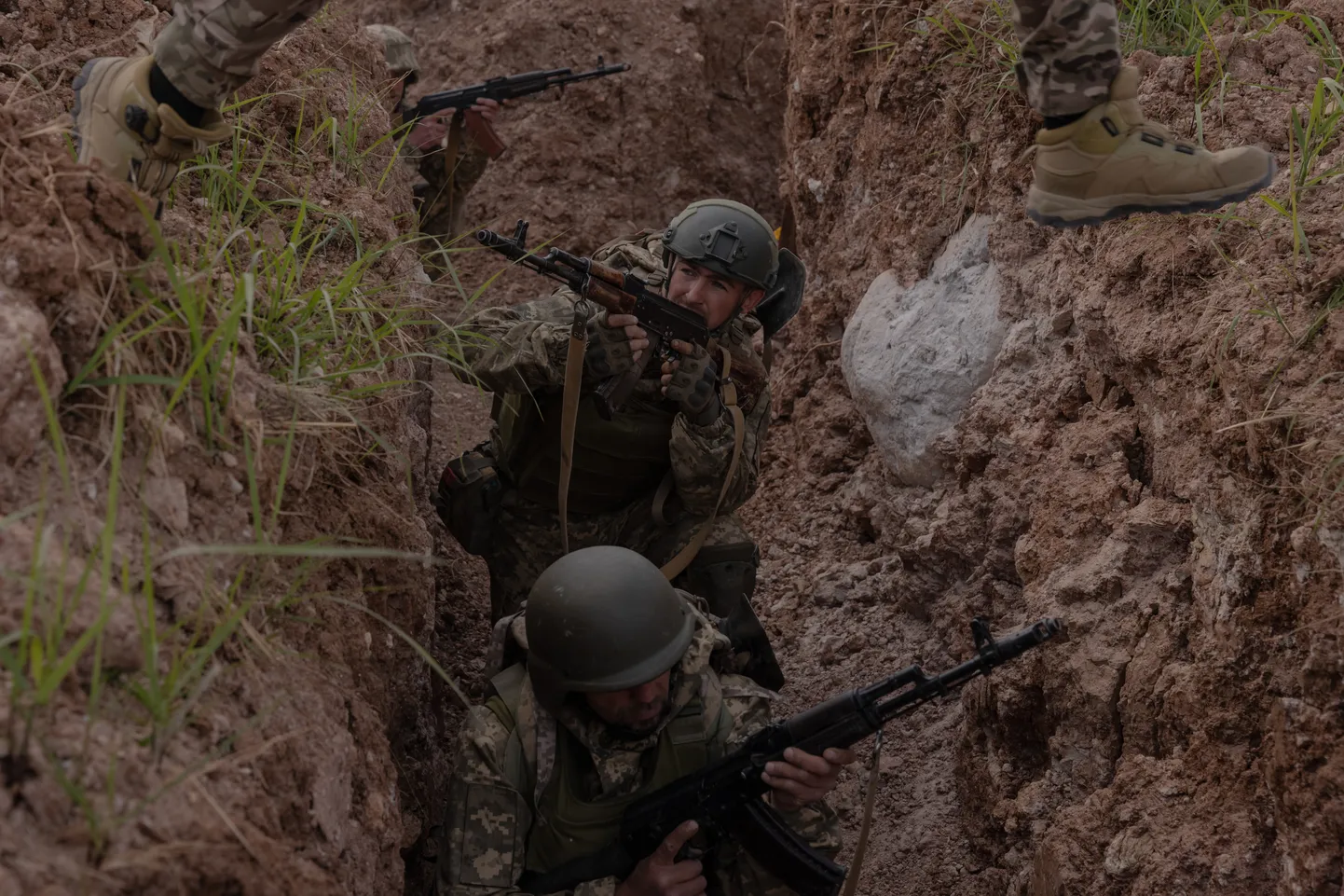 Ukraina sõdurid reedel õppusel Donetski oblastis.