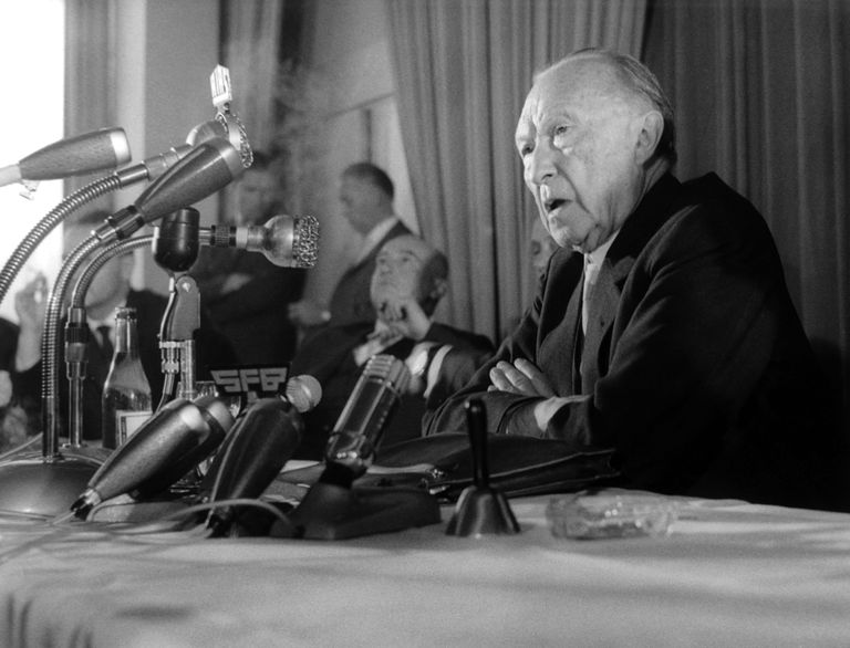 Konrad Adenauer (1876 - 1967)