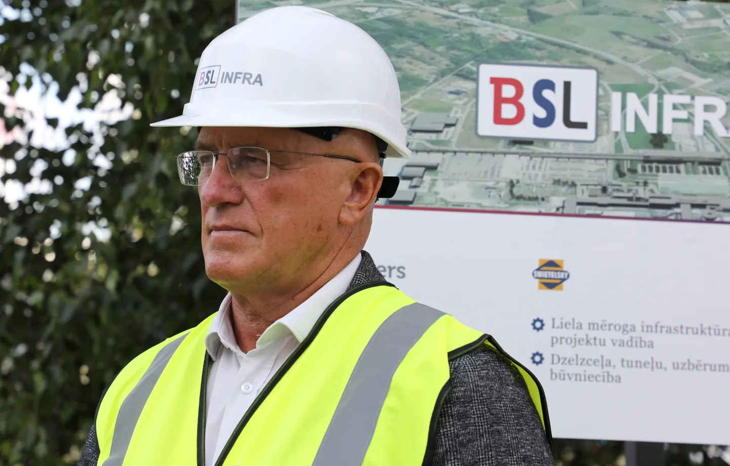 Mārupes novada domes priekšsēdētājs Mārtiņš Bojārs piedalās dzelzceļa projekta "Rail Baltica" stacijas un infrastruktūras būvlaukuma lidostā "Rīga" atklāšanas pasākumā.
