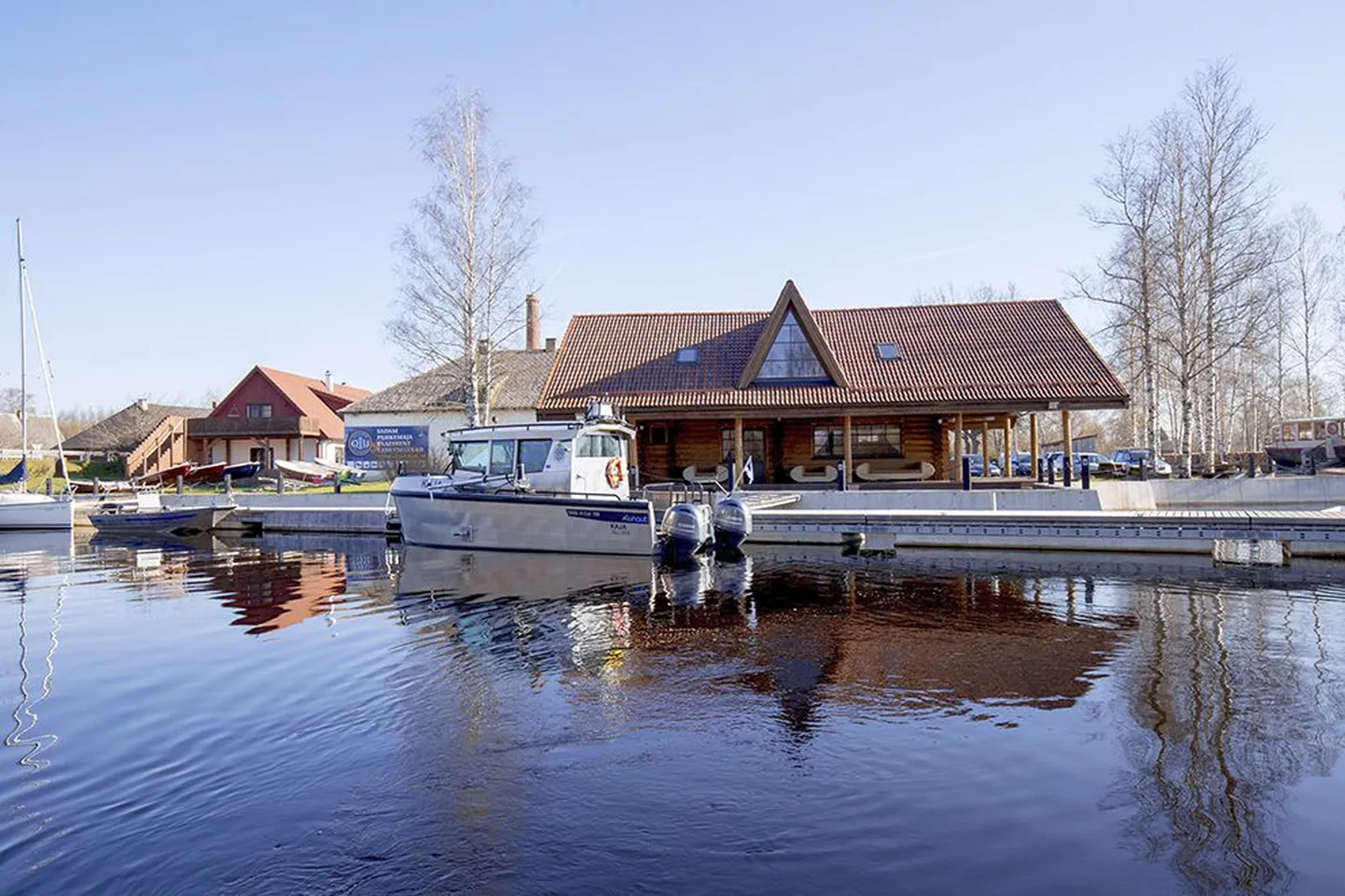 Oiu (pildil) ja JÕesuu sadam ootavad laupäeval huvilisi.