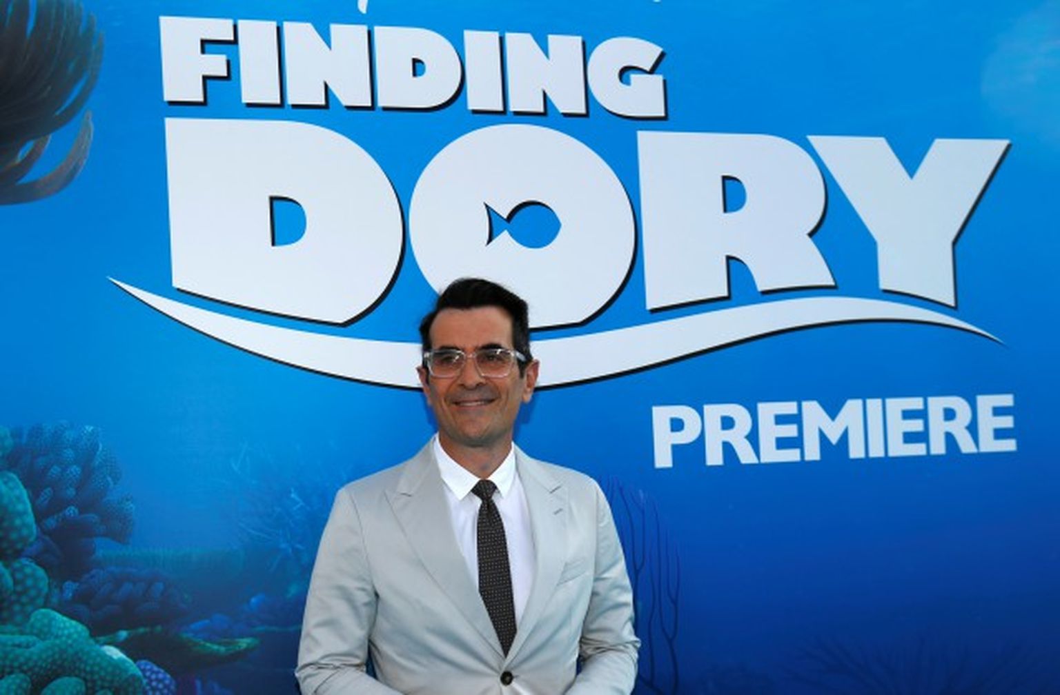 Aktieris Tajs Barels (Ty Burrell) animācijas filmas «Meklējot Doriju» (Finding Dory)  pirmizrādē