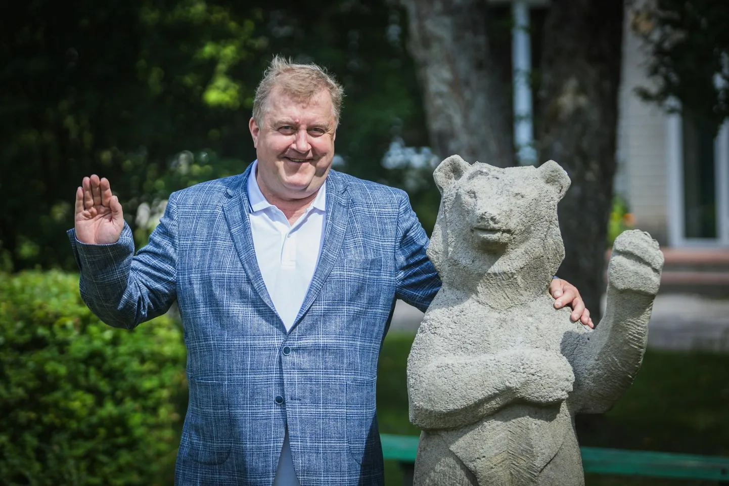 Aivar Mäe arvates oleks vallavanema ametis kergem jätkata kui taas Vanemuise juhiks minna.