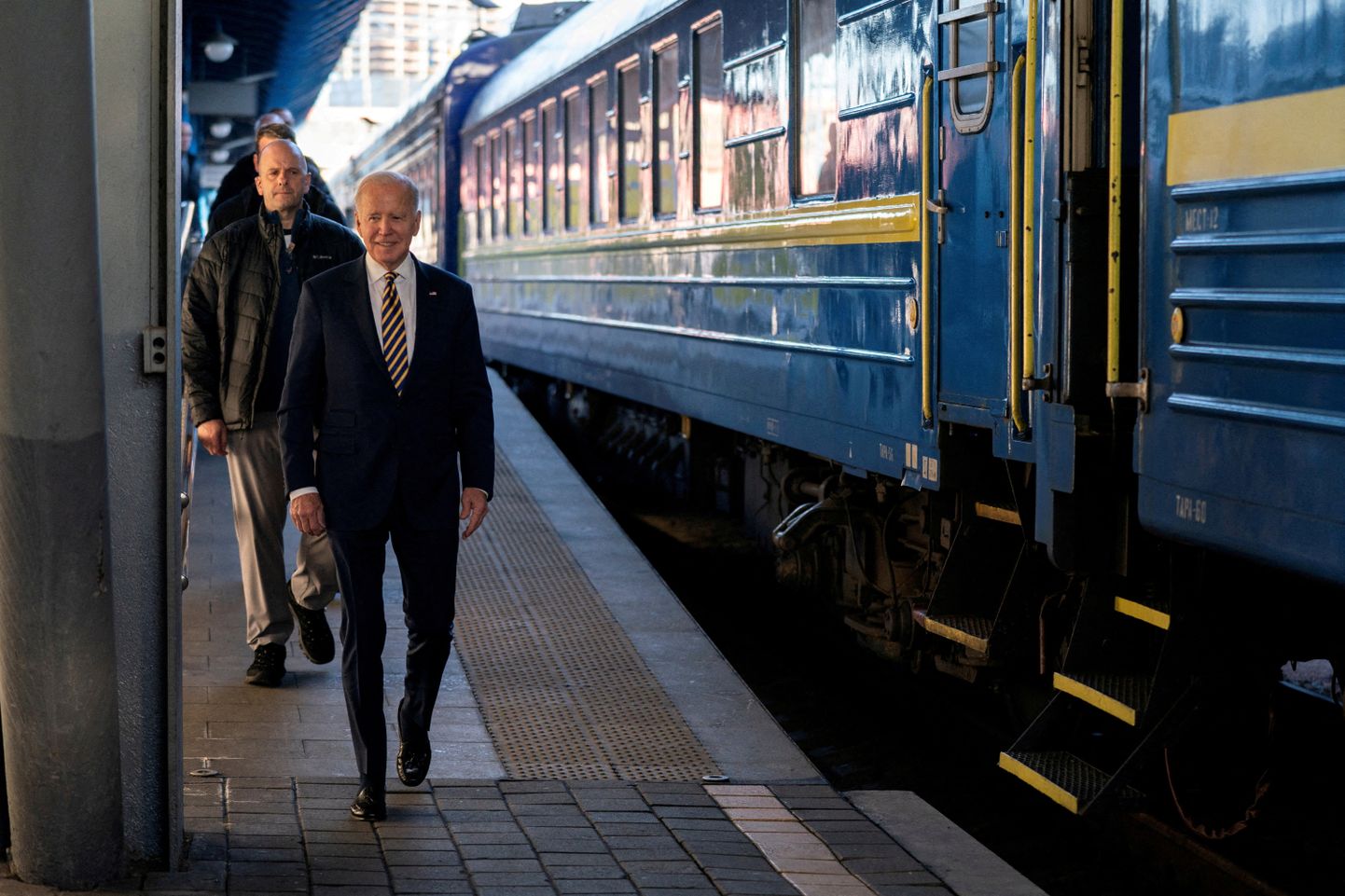 Ameerika Ühendriikide president Joe Biden Kiievi raudteejaamas.