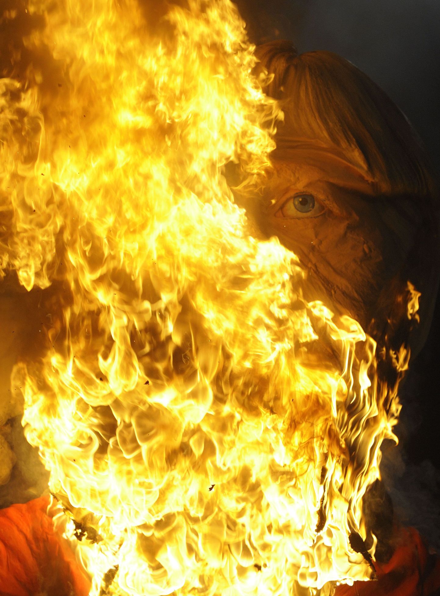 Nõiaks peetud naine põletati elusalt