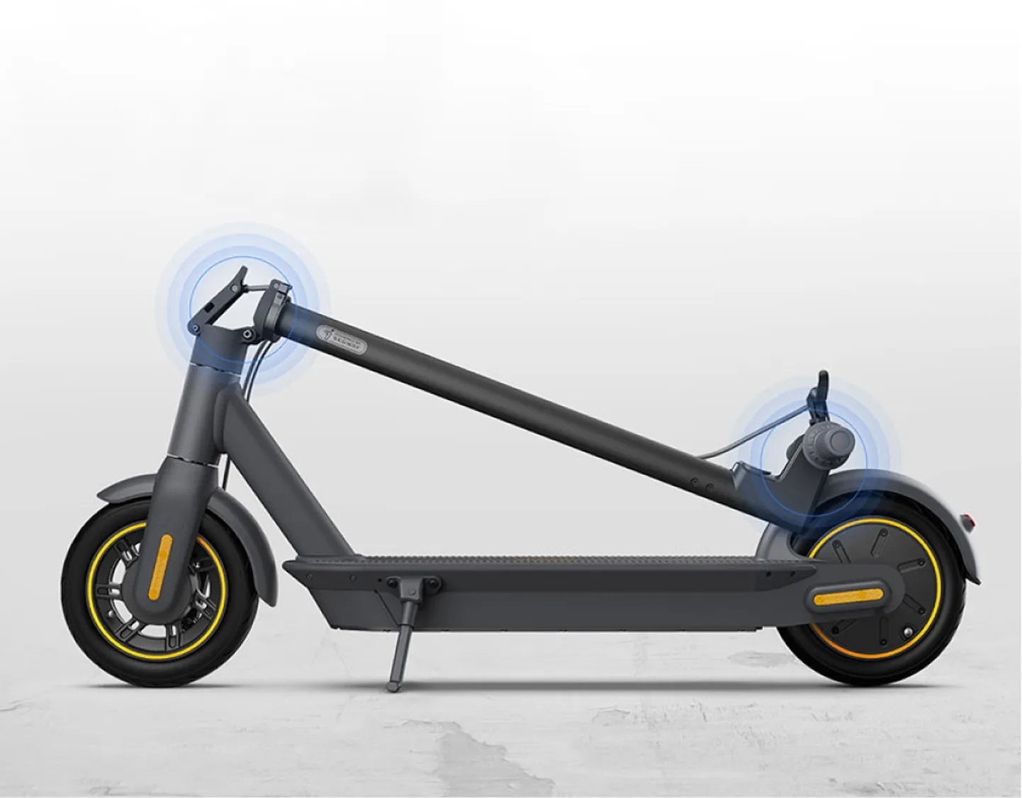 Segway elektritõukeratastele sai saatuslikuks kokkuvoltimise mehhanism, mis võib sõidu ajal rakenduda.