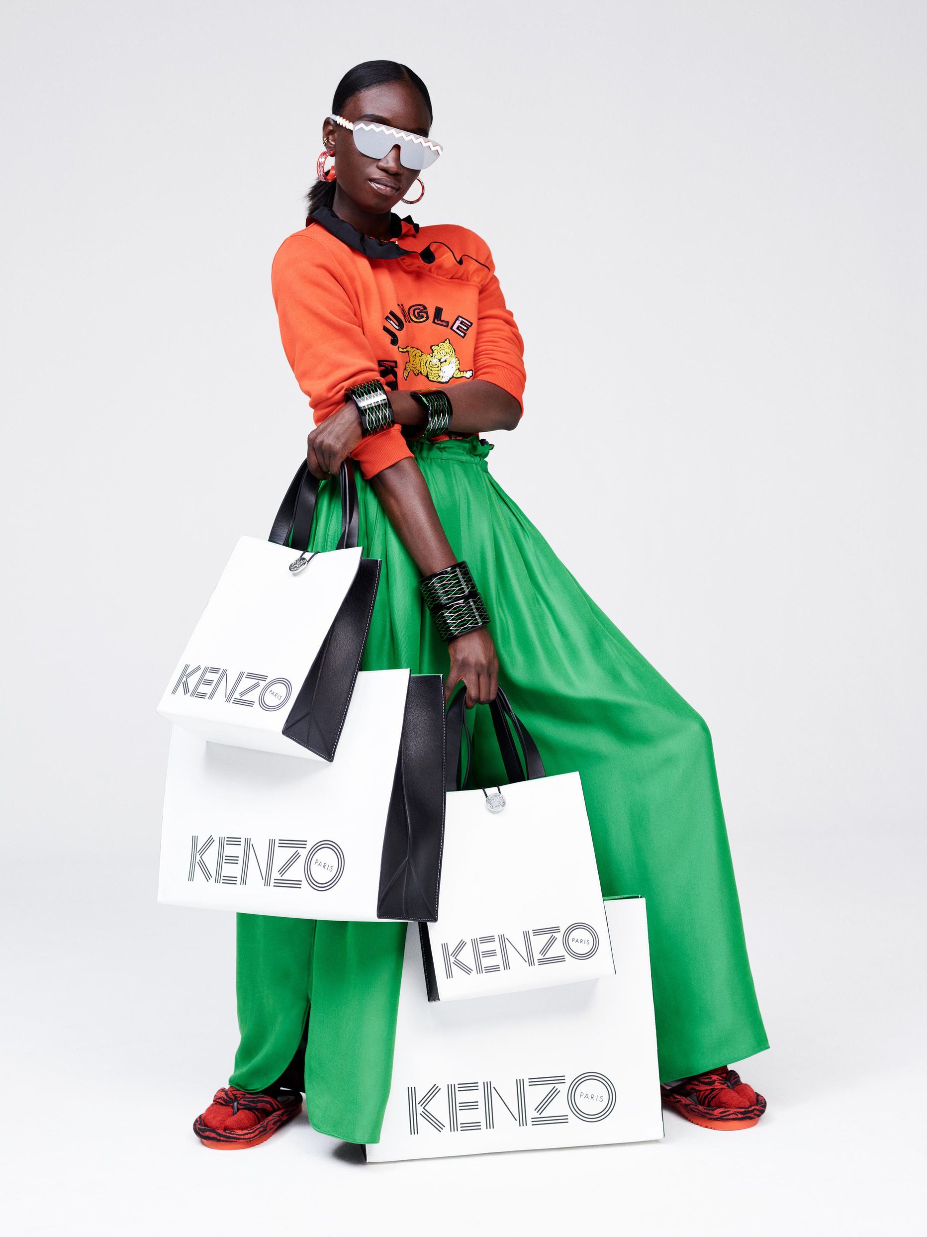 Kollektsiooni KENZO x H&M lookbook - valik disainerkoostöö võtmekomplektidest