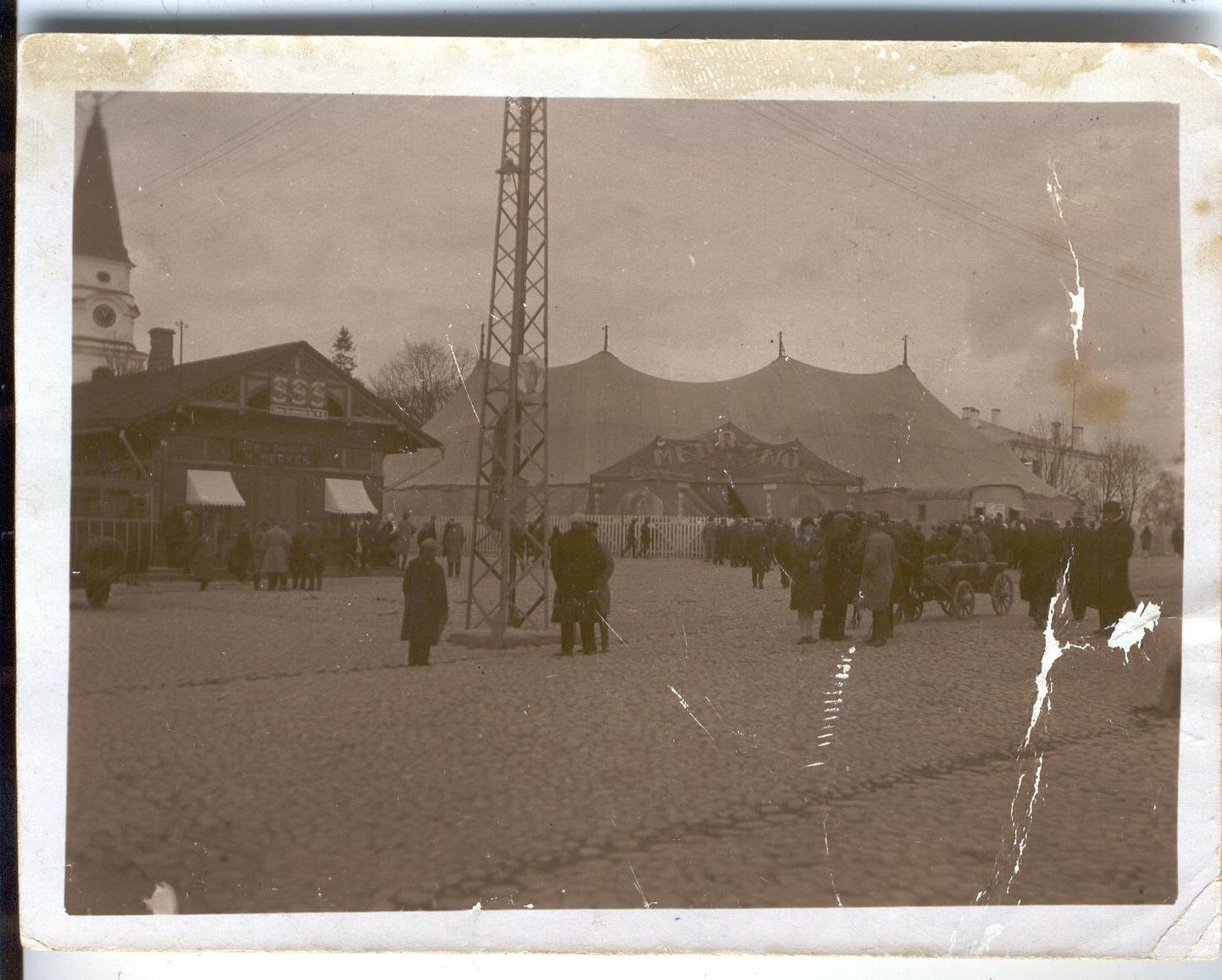 Tsirkus Medrano Võrus 1930. aasta mais.