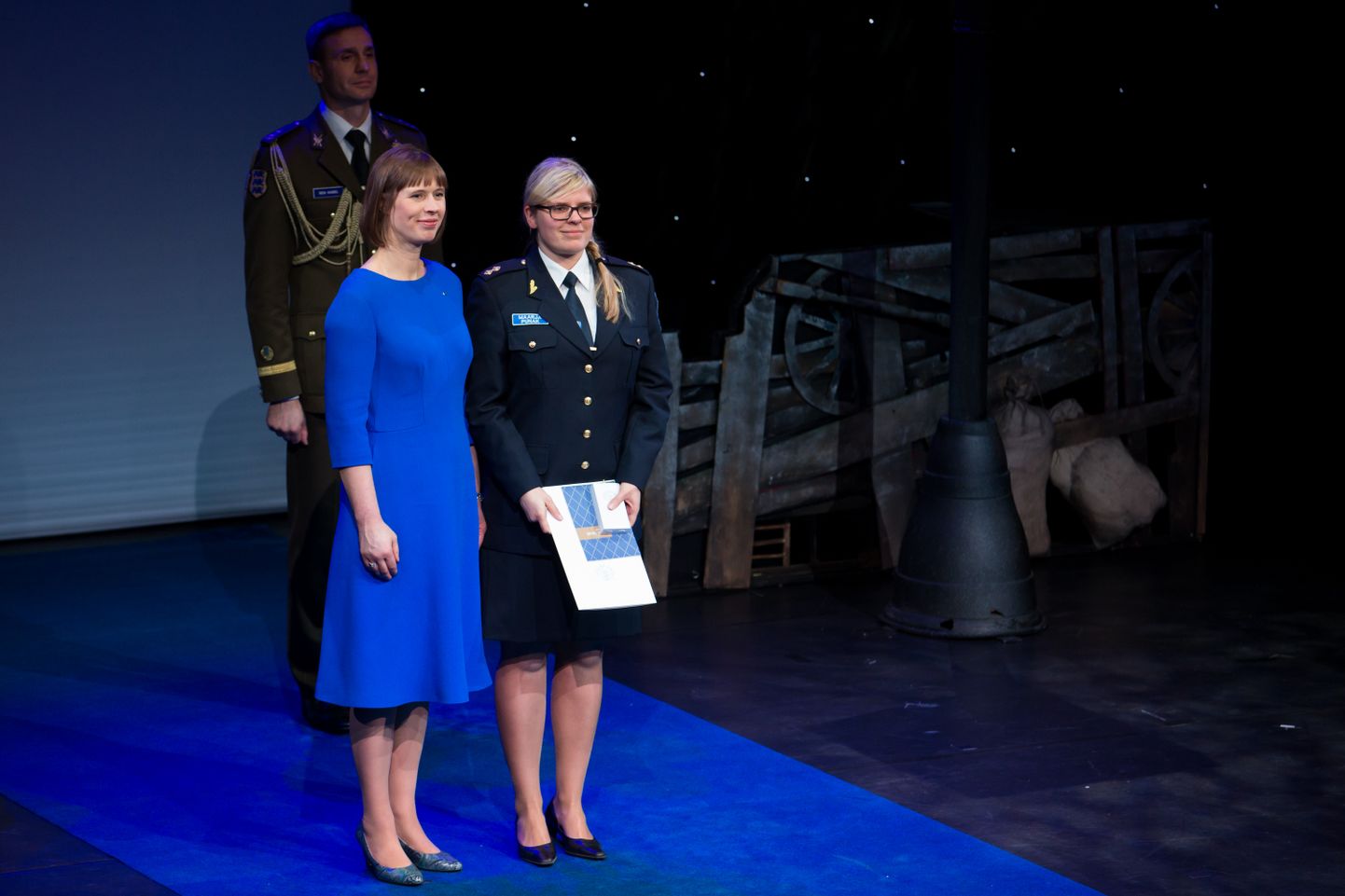Veebikonstaabel Maarja Punak sai 2017. president Kersti Kaljulaidilt teenetemärgi.