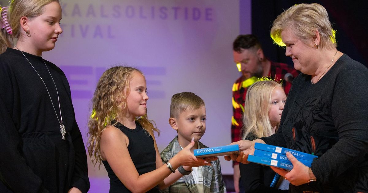 Concursul „Kuldlehekese” a reunit la Pärnu solişti cu voce de argint