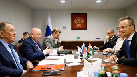 Lavroviga kohtunud Ungari välisministri sõnul on Venemaa valmis rahuläbirääkimisteks