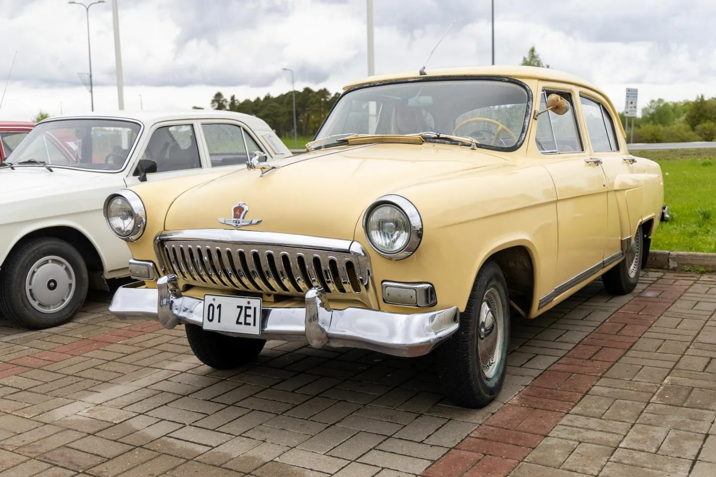 Vanaisa ostetud volga nakatas kogu pere vanaautode pisikuga.