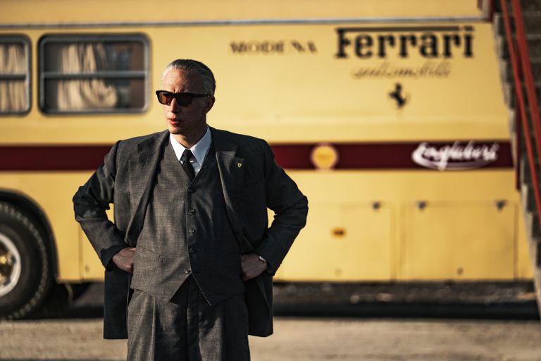 Filmis «Ferrari» kehastab Enzo Ferrarit Adam Driver.