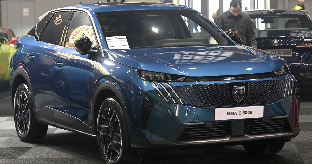Peugeot autod hakkavad juhiga suhtlemiseks kasutama ChatGPT-d Peugeot autod hakkavad juhiga suhtlemiseks kasutama ChatGPT-d