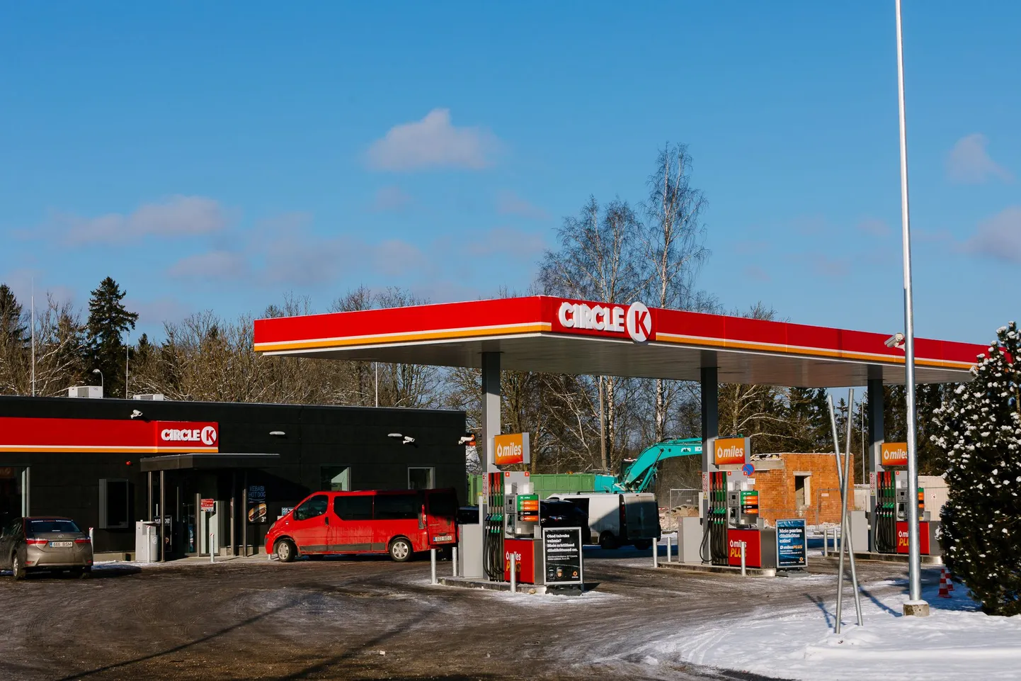 Märjamaa uus teenindusjaam.
