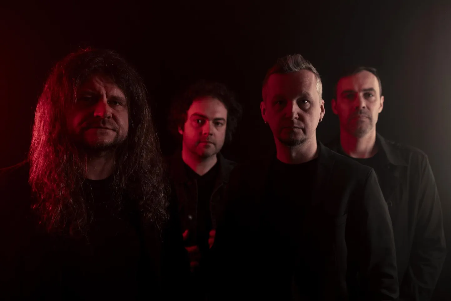 DND ehk Dead Next Door: vaata et veerand sajandit tegutsemist on loonud sõbraliku ja kokkuhoidva fännibaasi. Fotol Andreas Sepp, Raido Kits, Rainer Rob Sirel, Erki Don Solna