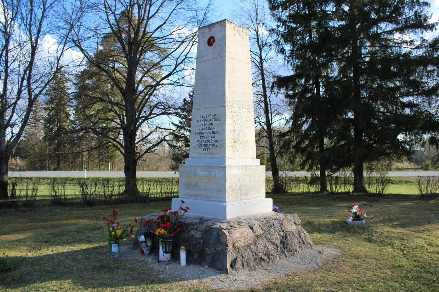 Tapa vennashaua monument 8. mail.