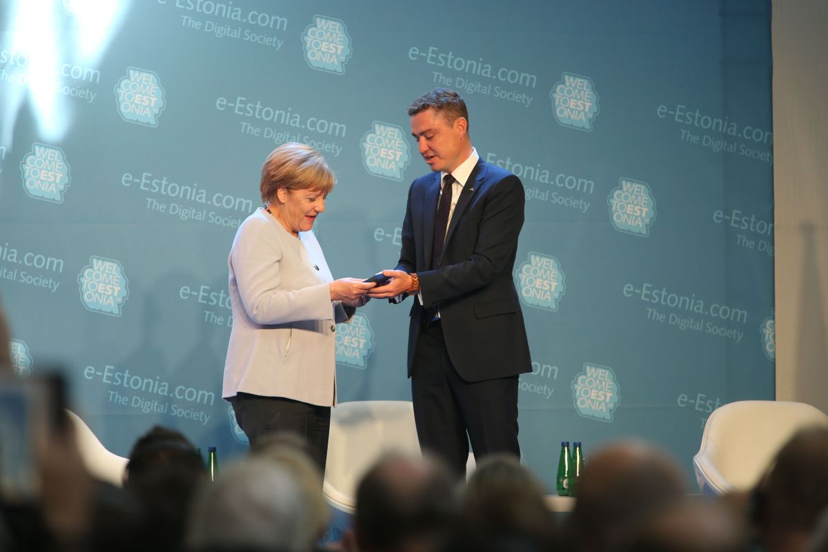 Ангела Меркель произнесла речь во время своего визита в Эстонию.
