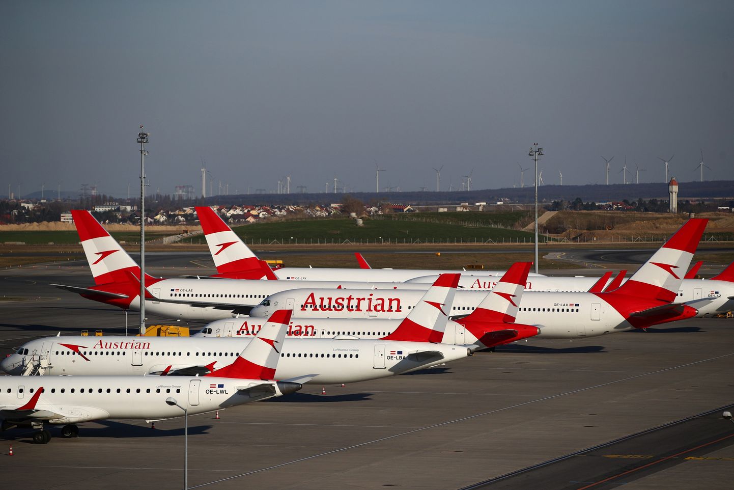 Самолеты авиакомпании Austrian Airlines.