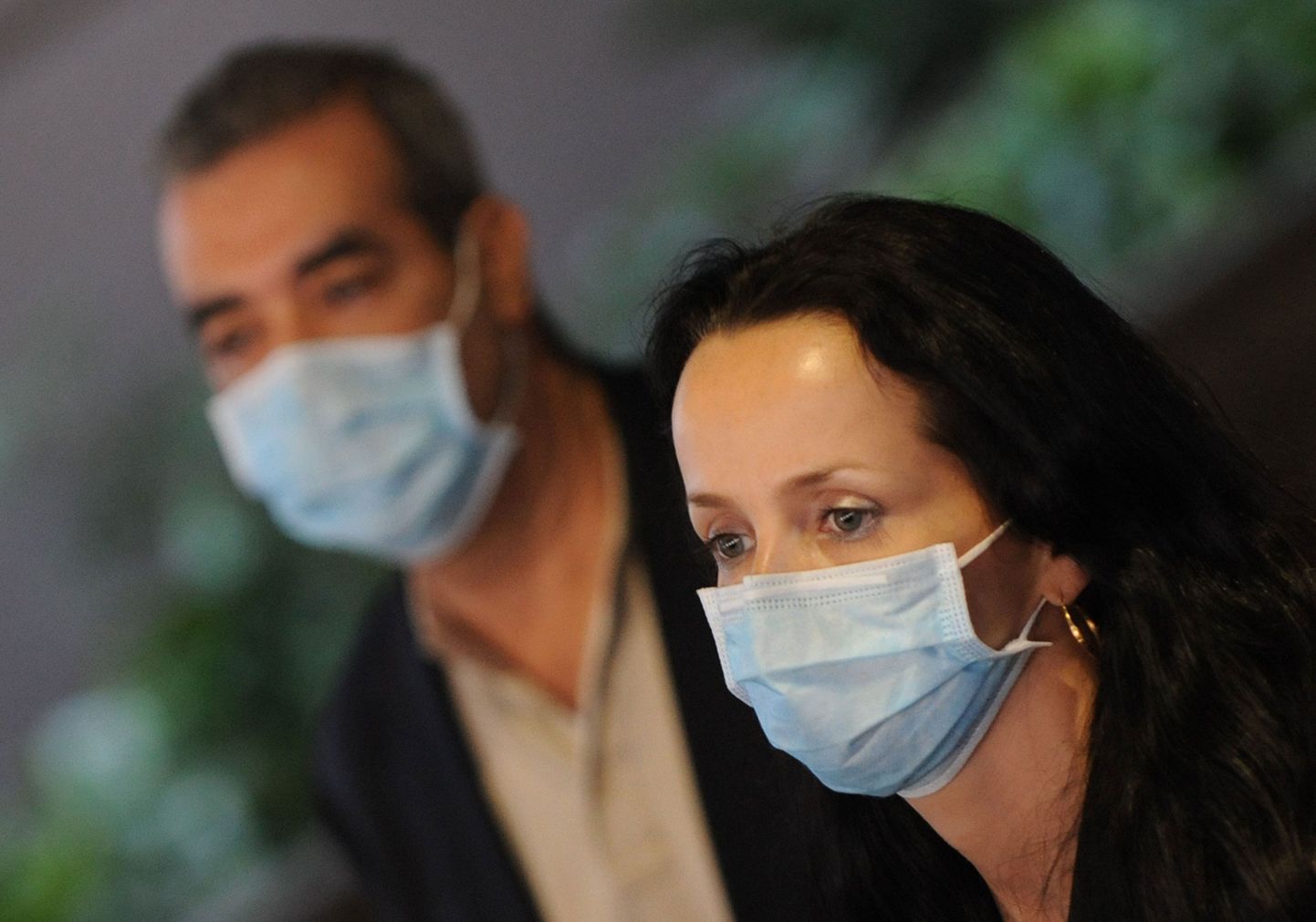 Gripihirm sunnib inimesi hingamisteid kaitsvaid maske kandma.