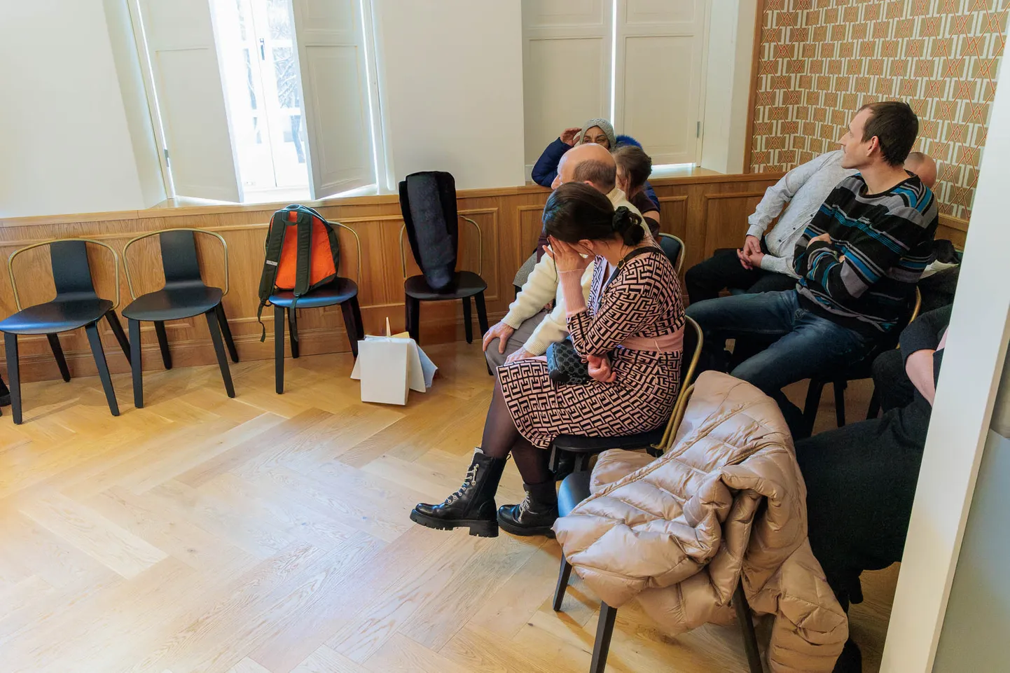 Семеро человек были частично признаны виновными в обороте наркотиков.