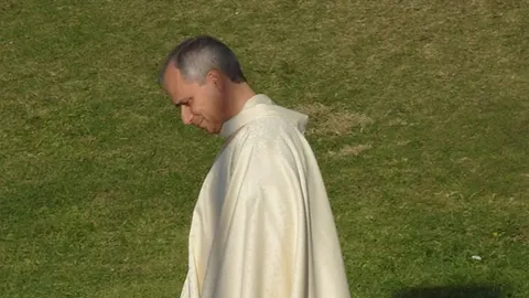 Vatikāna mode. Pāvests Leons XIV manīts 