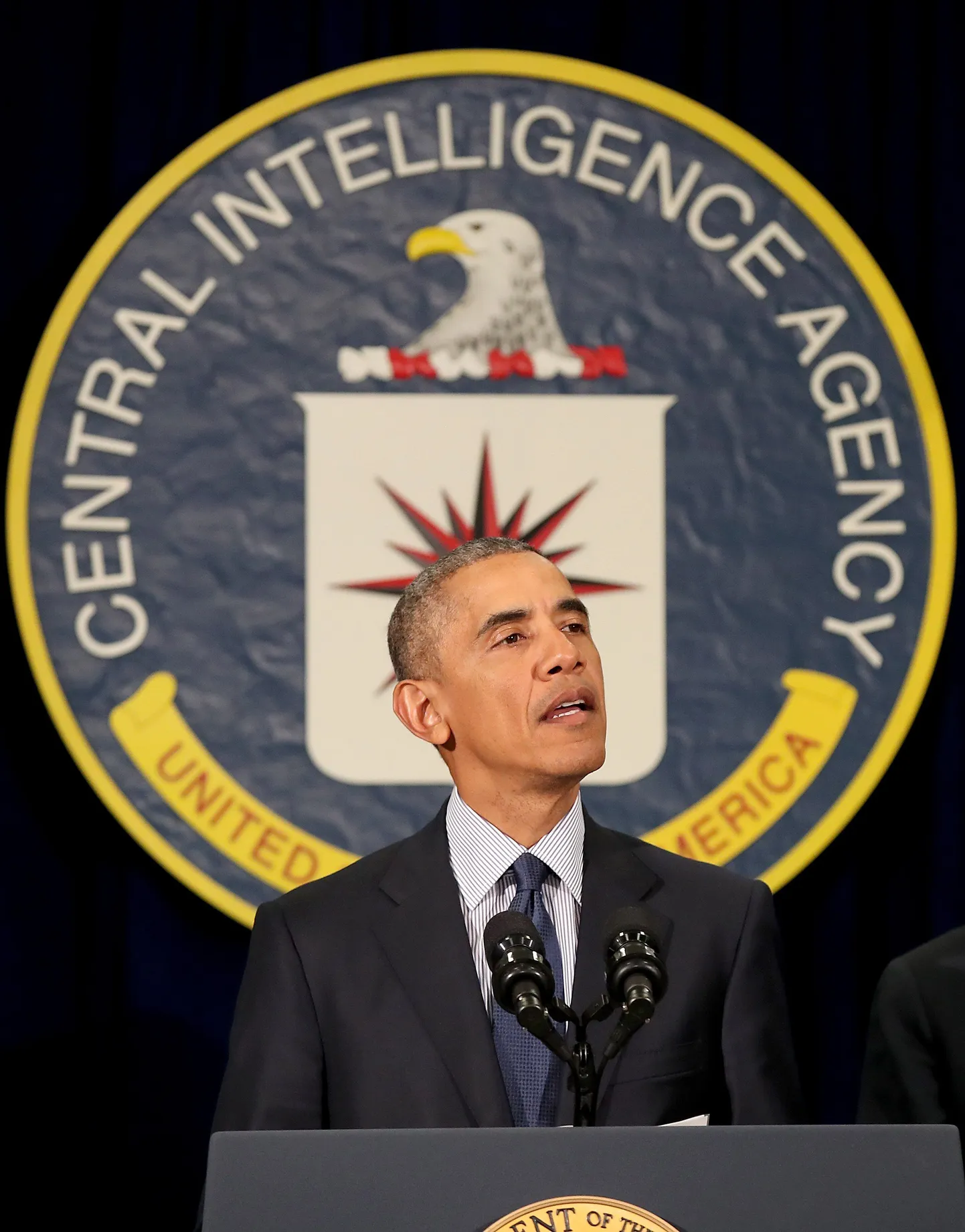 Ameerika Ühendriikide president Barack Obama luuremiitingul CIA peakorteris.