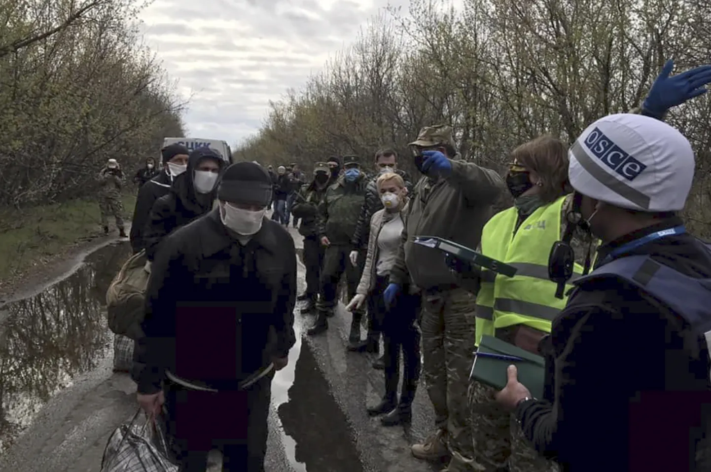 Vangide vahetamine Ukrainas Majorski kontrollpunktis täna.