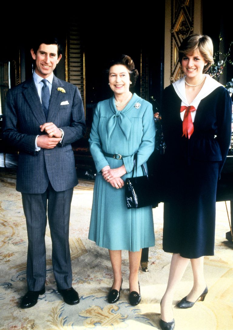 Prints Charles, kuninganna Elizabeth II ja lady Diana Spencer