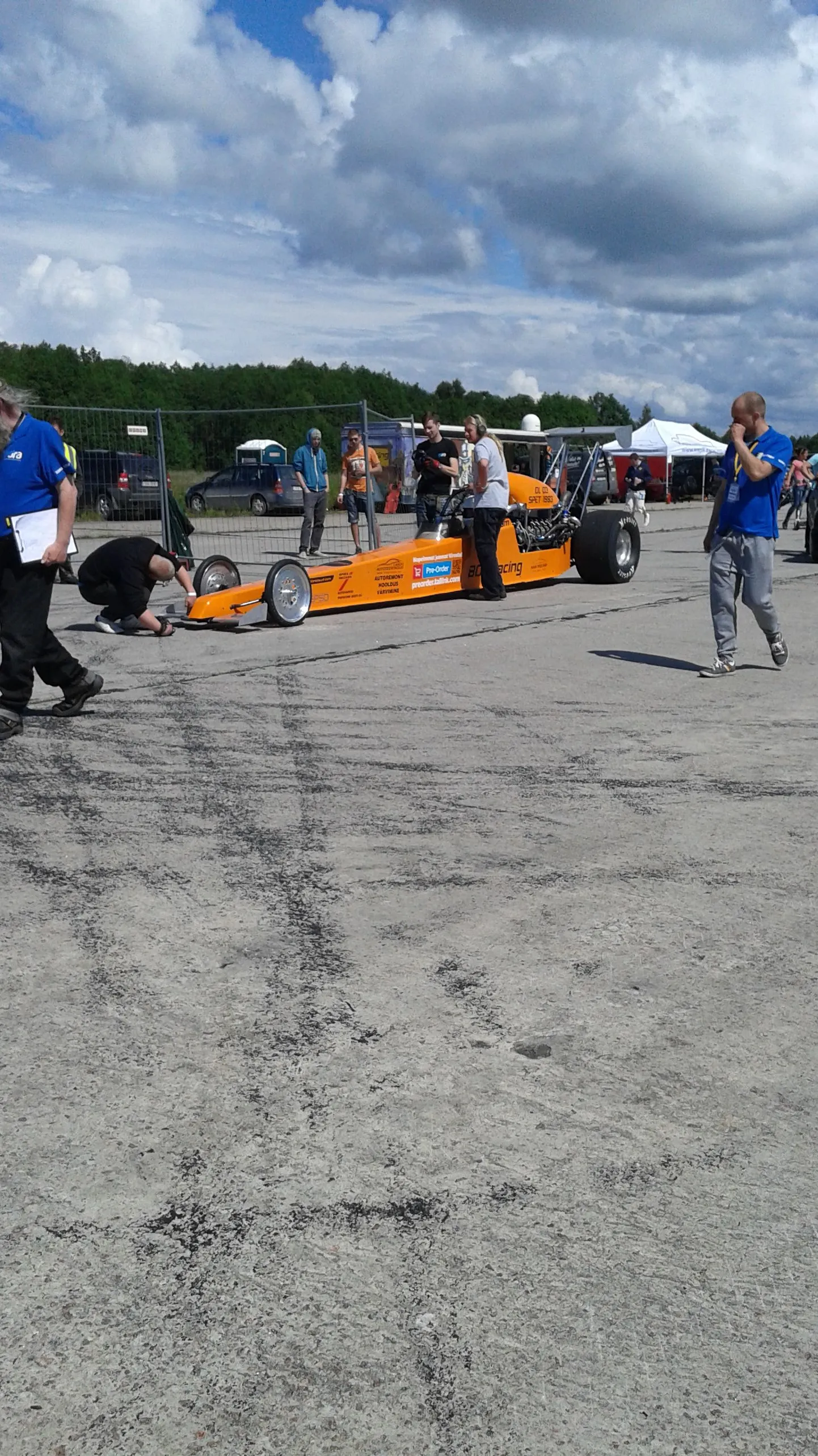 Tesla, Dragster ja driftiauto kütsid Kiltse lennuväljal kirgi!