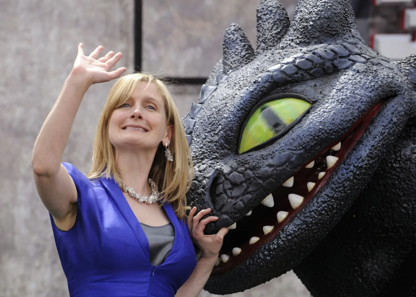 Cressida Cowell, kelle raamatu järgi valmis lohefilm.