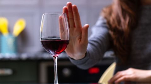 СМИ: Финляндия по примеру Эстонии может ввести ограничения на ночную продажу алкоголя