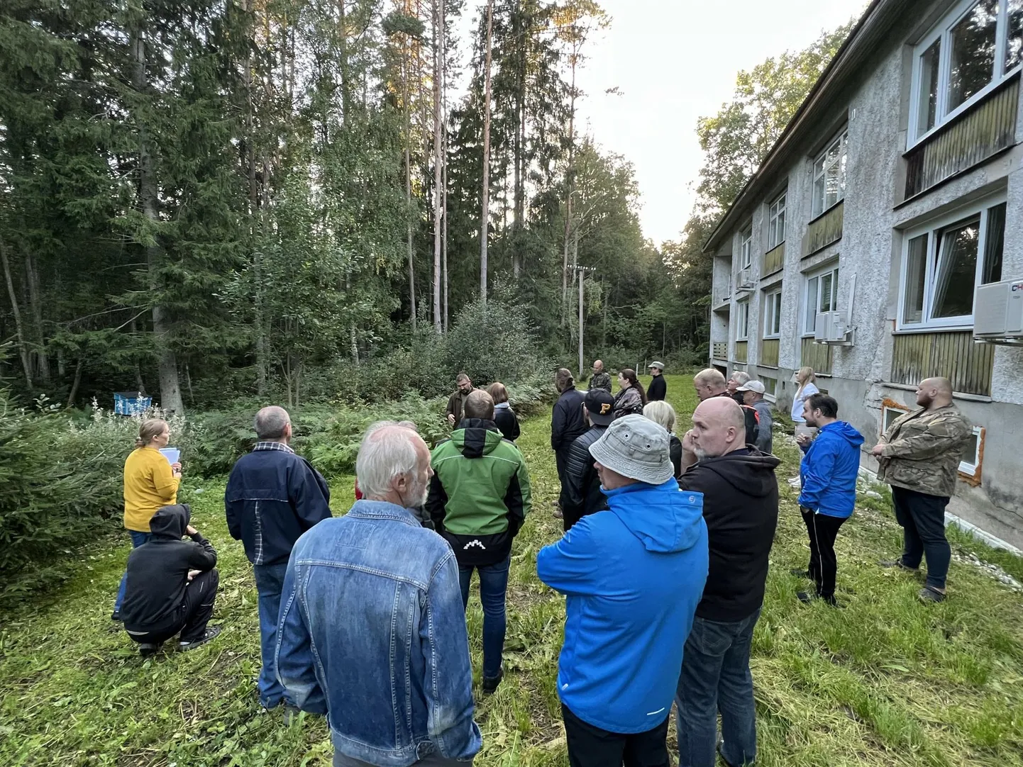 Kohalikele valmistas enim muret eraldisel nr 8 olev mets, mis pakub kortermajas elavatele inimestele privaatsust ja müratõket.