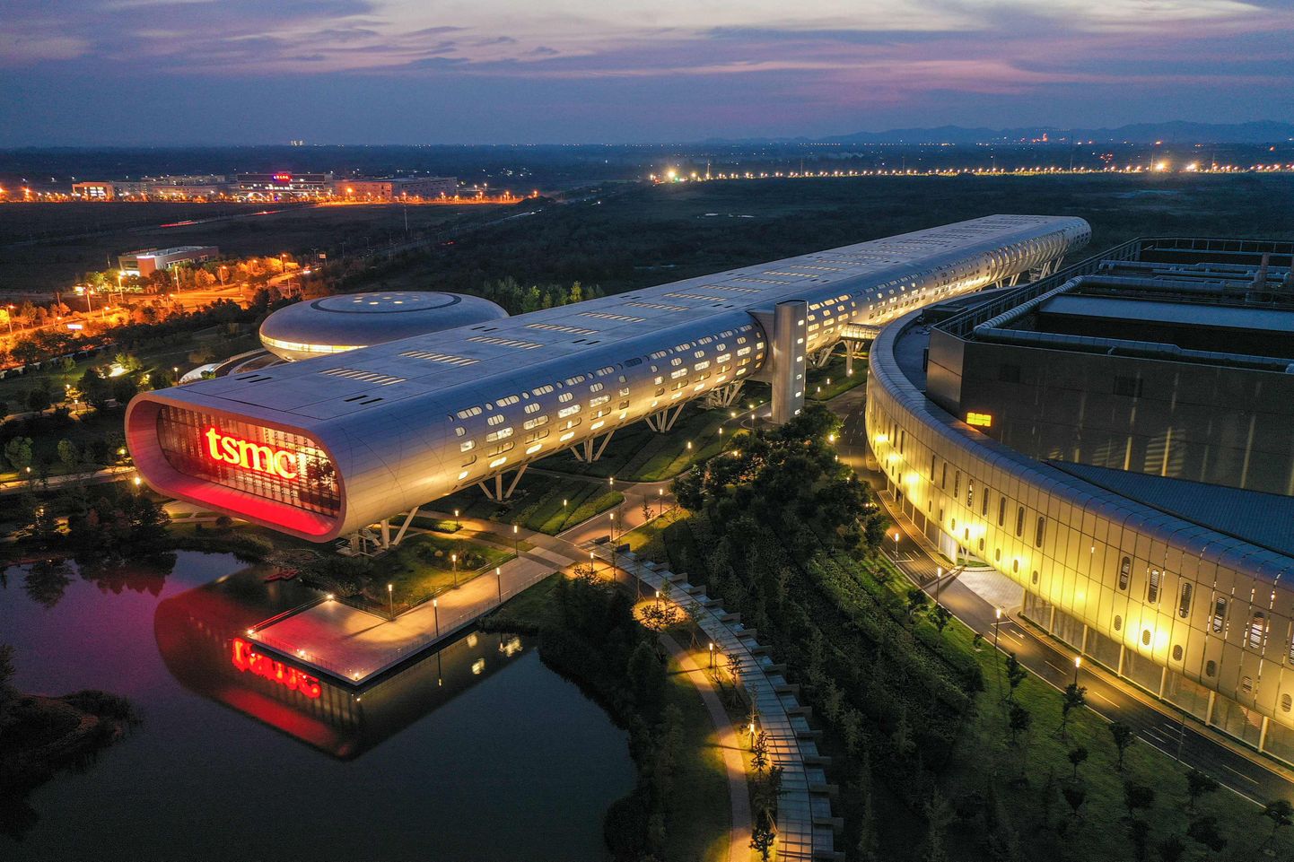 Vaade TSMC tehasele mandri-Hiinas Nanjingis 10. augustil 2022.
