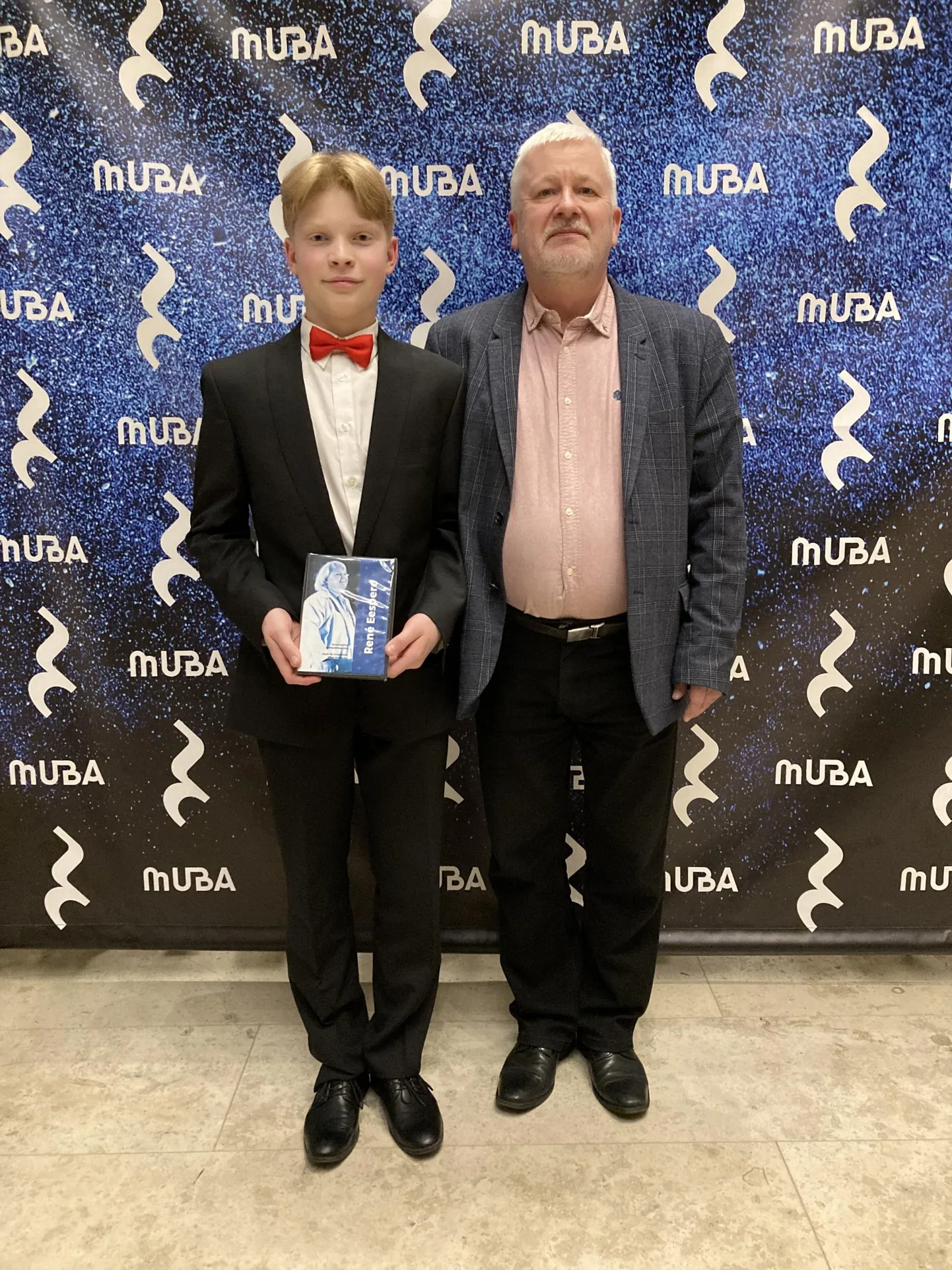 Alfred Vürst koos õpetaja Priit Sonniga