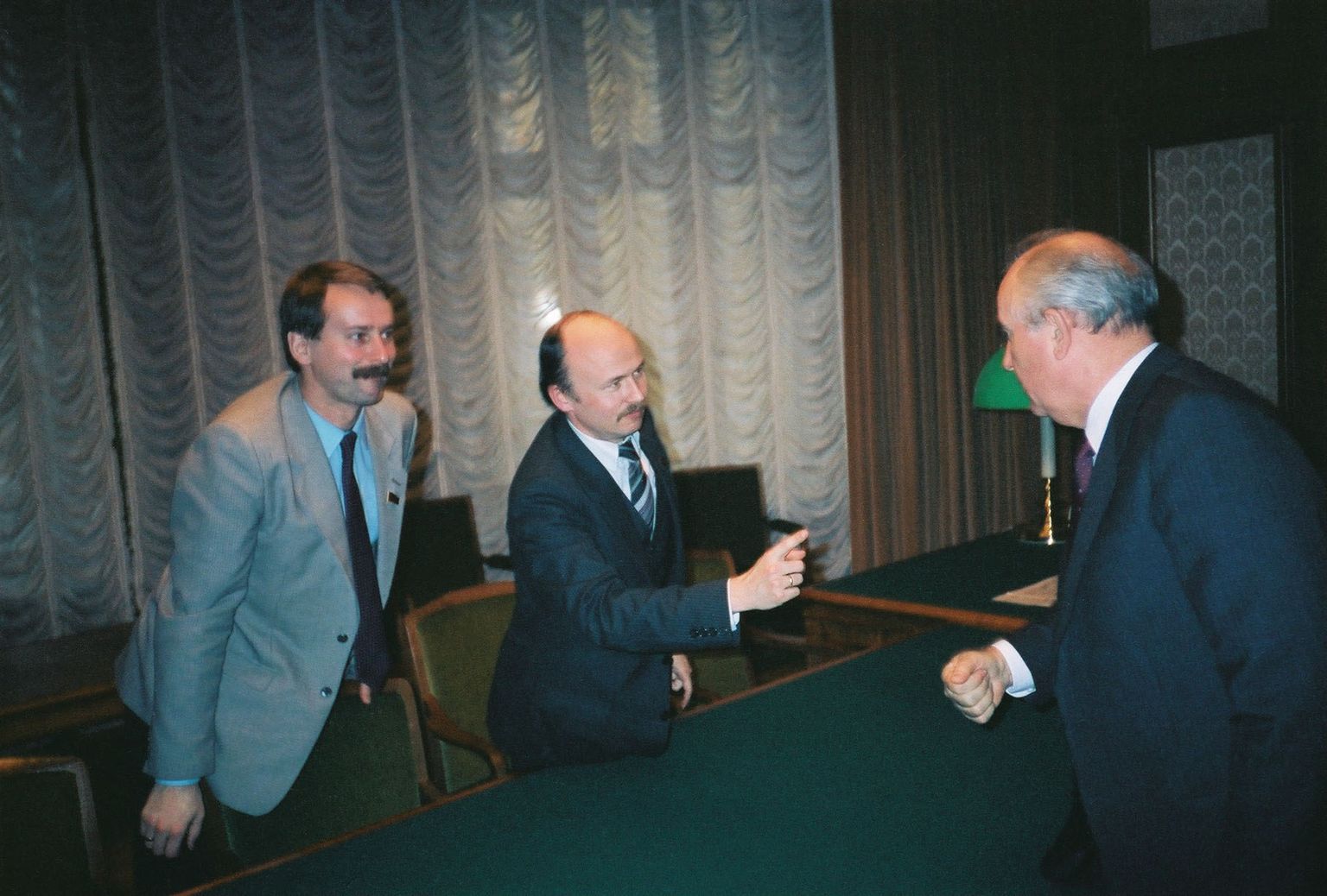 Siim Kallas, Igor Gräzin ja Mihhail Gorbatšov.