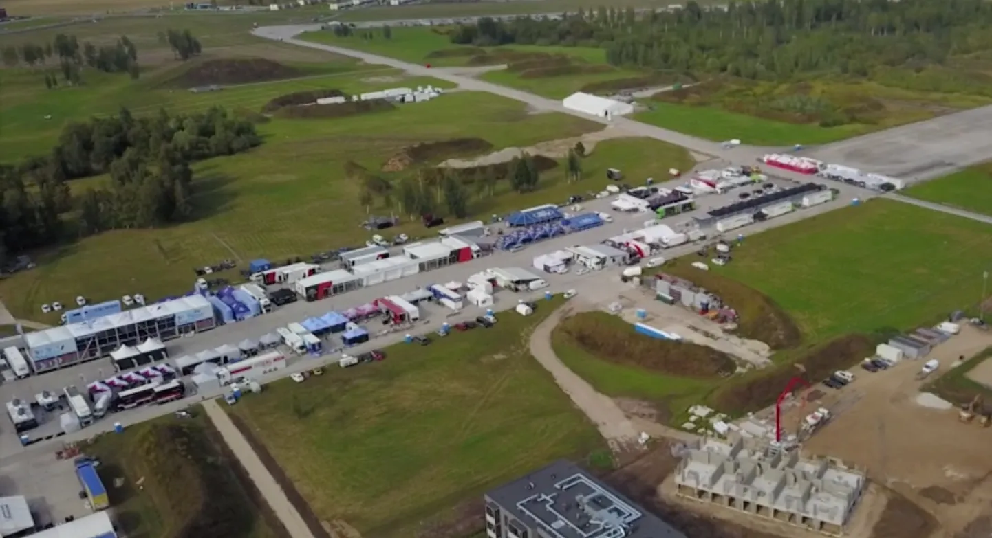 Rally Estonia rallipark Raadi lennuväljal