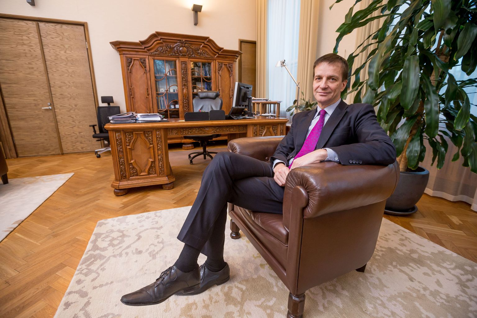 Eesti Panga presidendi Ardo Hanssoni sõnul ei ole Euroopa majandus hakanud elavnema suuresti seetõttu, et ettevõtjad ei kipu investeerima.
