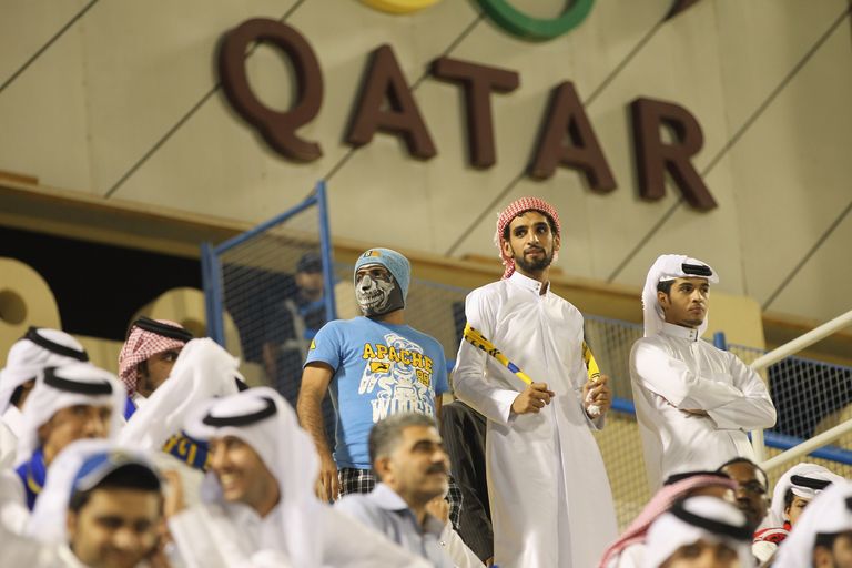 Katari jalgpallifännid.